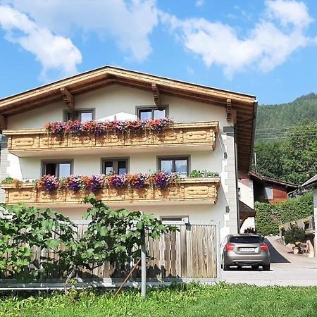 Gaestehaus Zwischenberger Obervellach Bagian luar foto