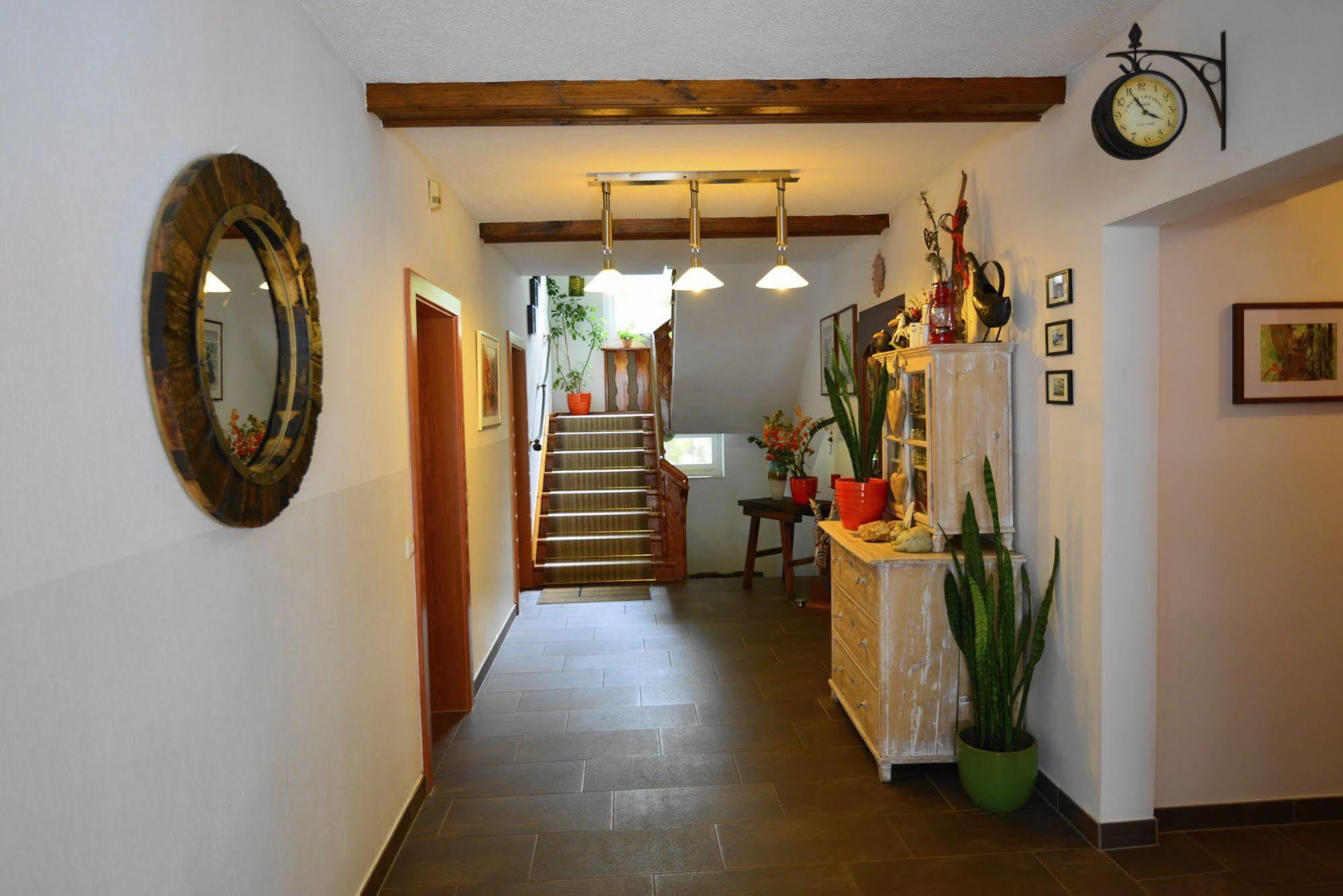 Gaestehaus Zwischenberger Obervellach Bagian luar foto