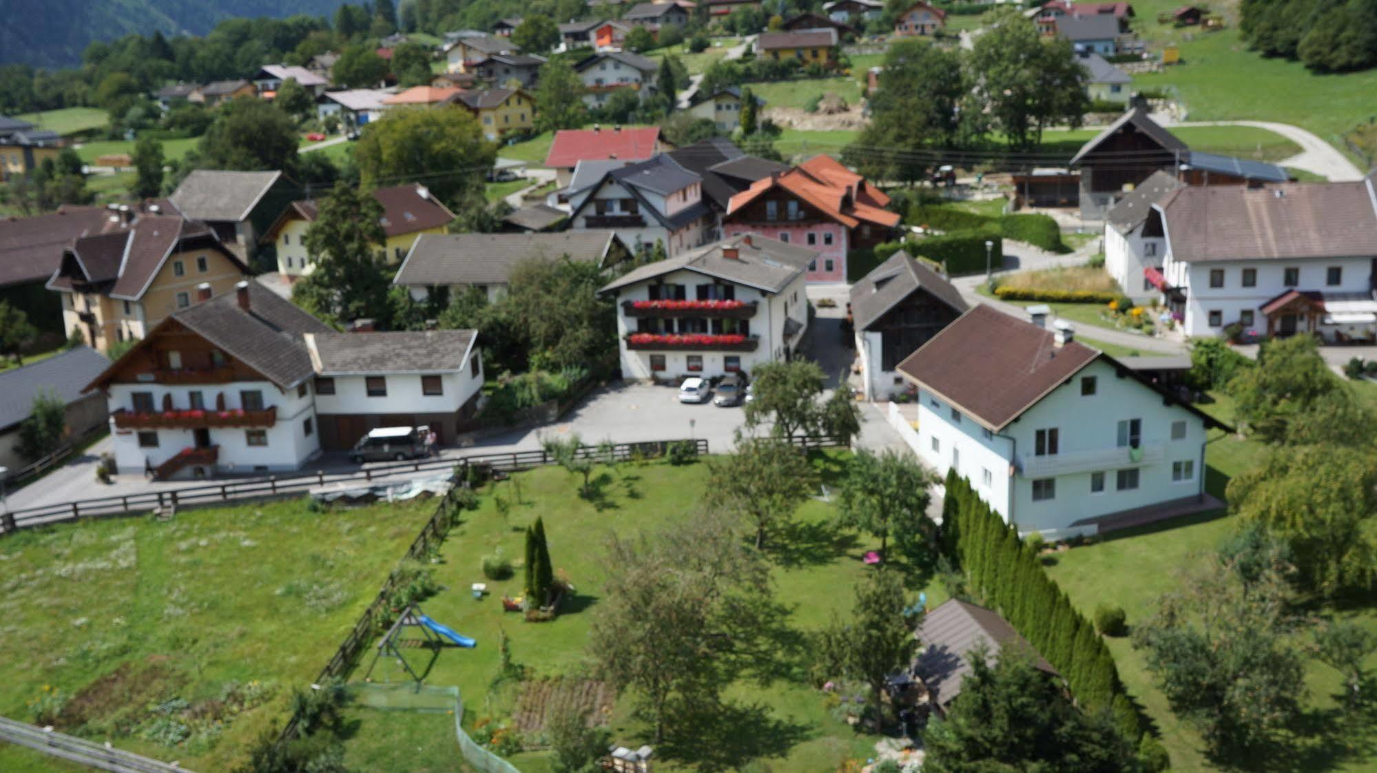 Gaestehaus Zwischenberger Obervellach Bagian luar foto